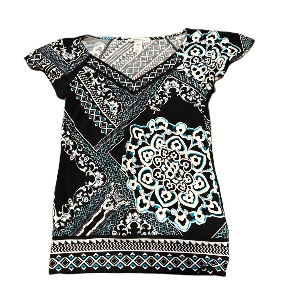 White House Black Market Black and White Geometric Blouse XXS V-neck Boho Blue